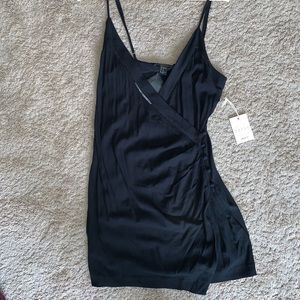 Cute details cocktail dress.